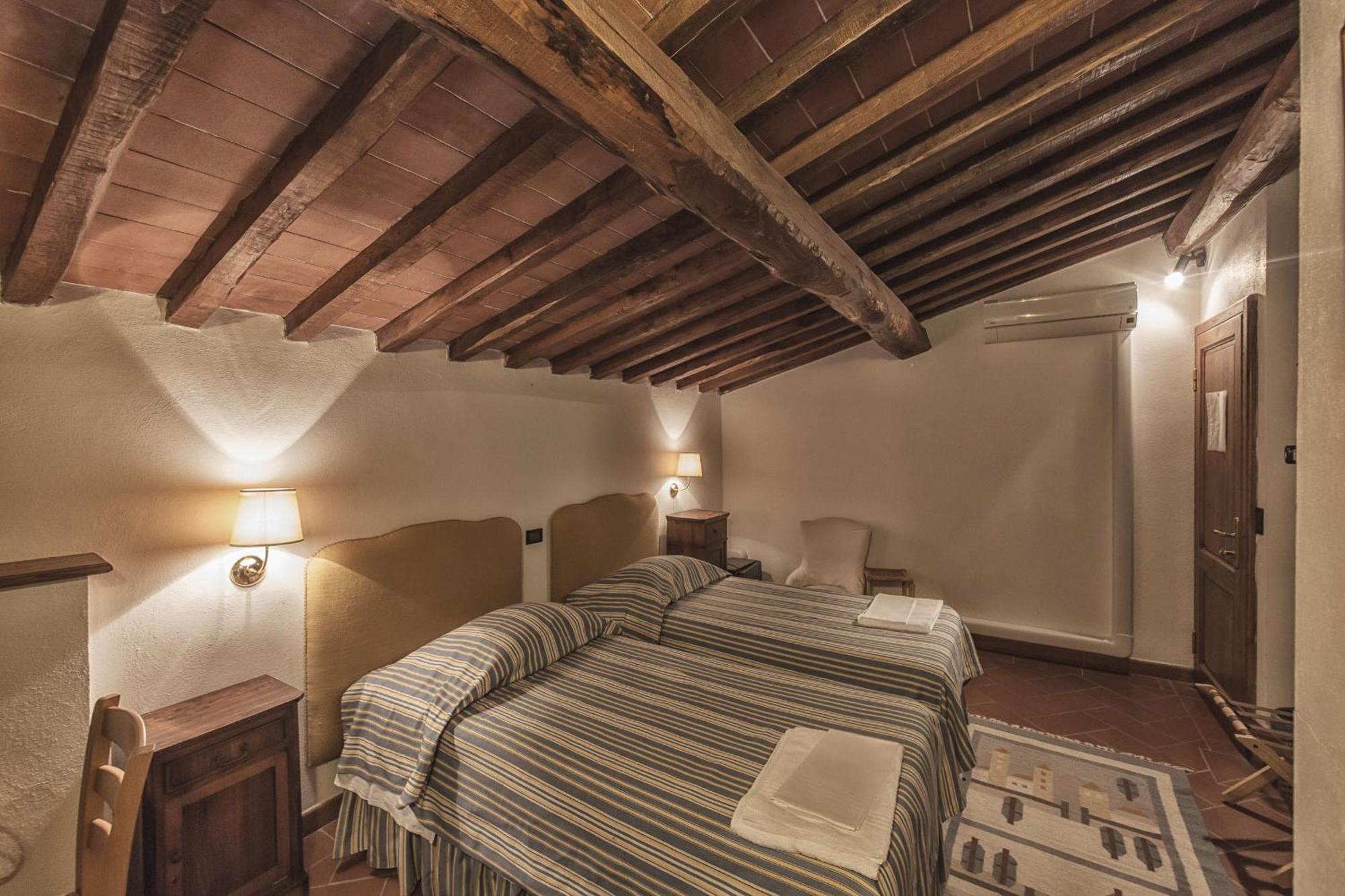 Relais Santa Cristina Guest House Radda in Chianti Bagian luar foto